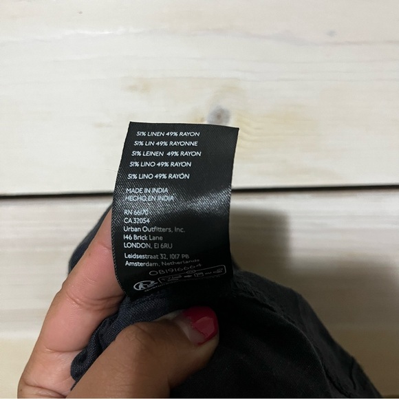 Free People Black Scout Linen Halter Top NWT Size XS - Picture 7 of 9